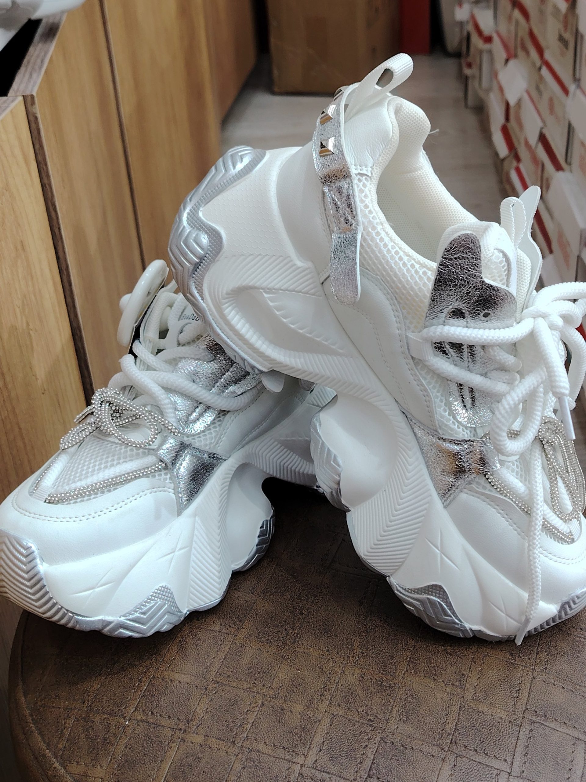 1000138844-scaled.jpg